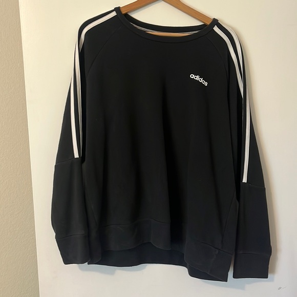 Adidas black crew neck - Picture 1 of 2